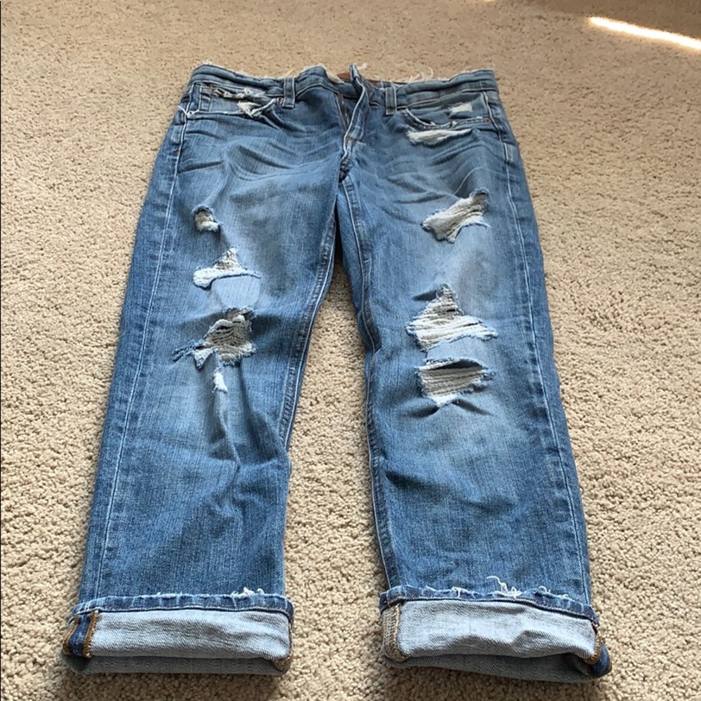 Joe’s Jeans Boyfriend Slim Crop- Jean size 25